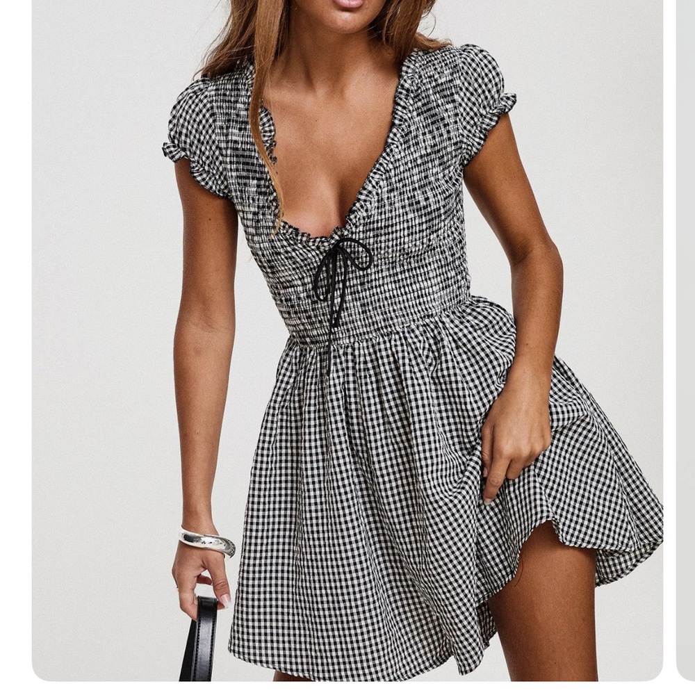 Princess Polly Romper